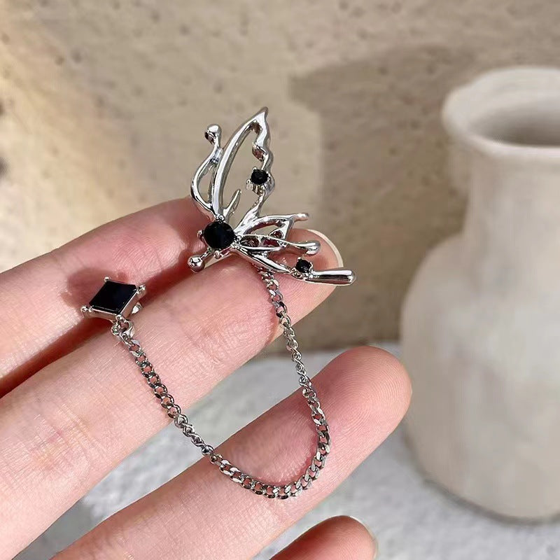 Pendientes de aleación de diamantes de mariposa líquida plateada al por mayor